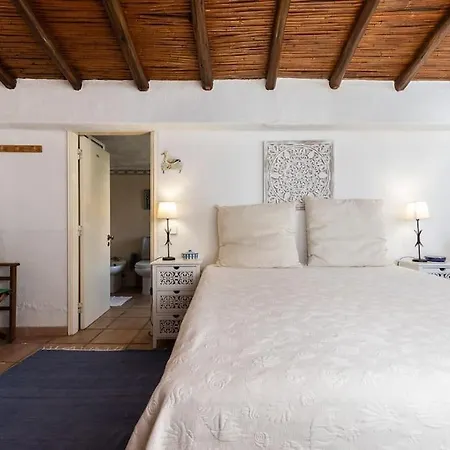 New! 4bedroom - Private Pool And Sea View * Guia (Faro)