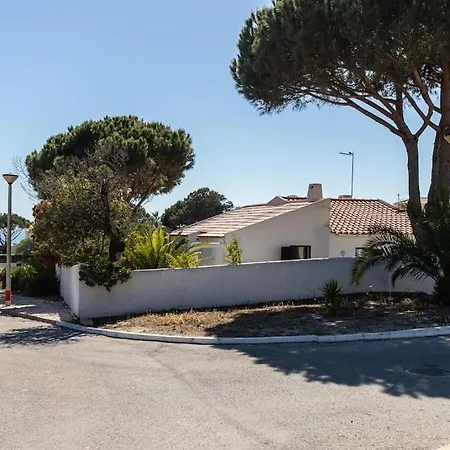New! 4bedroom - Private Pool And Sea View Villa